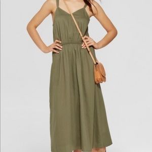 Universal thread midi dress!